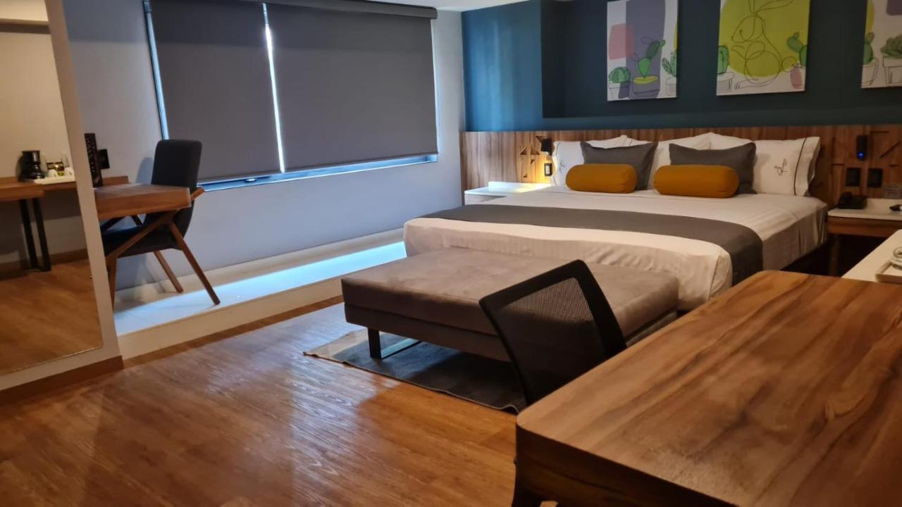 Hotel Flamencos Centro Historico メキシコシティ エクステリア 写真